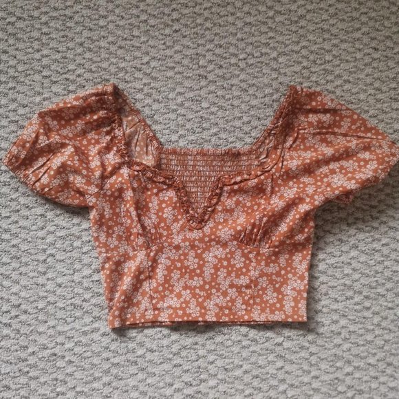 ✨Vintage Peasant Top✨ - Picture 4 of 4